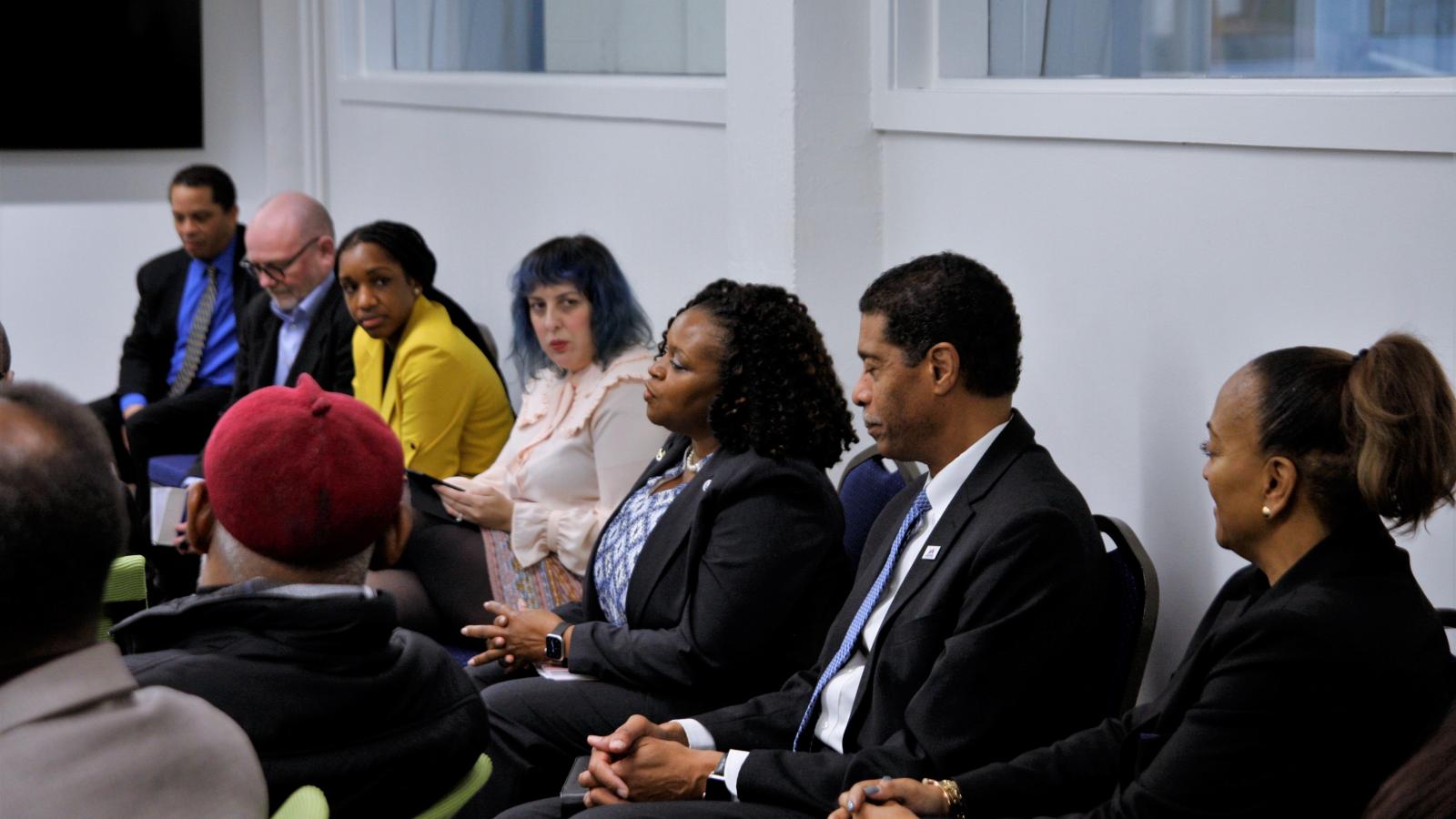 Roundtable observers