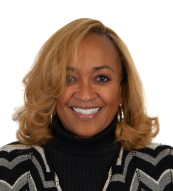Iola Harper headshot